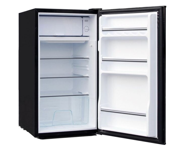 Холодильник Tesler RC-95 черный