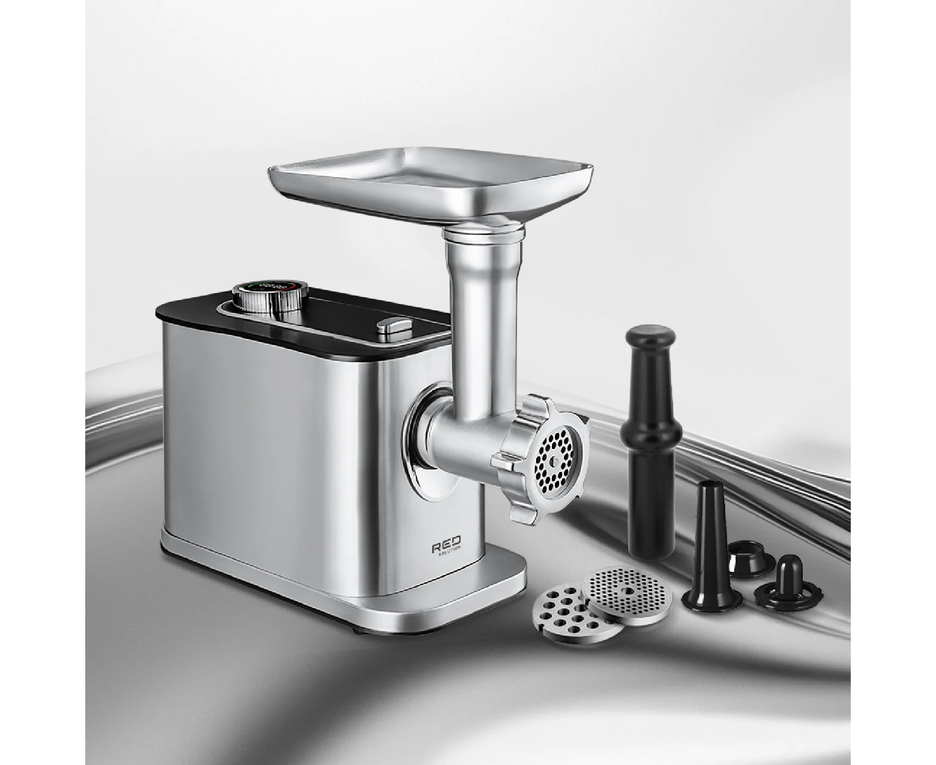 Мясорубка RED solution MG150 D