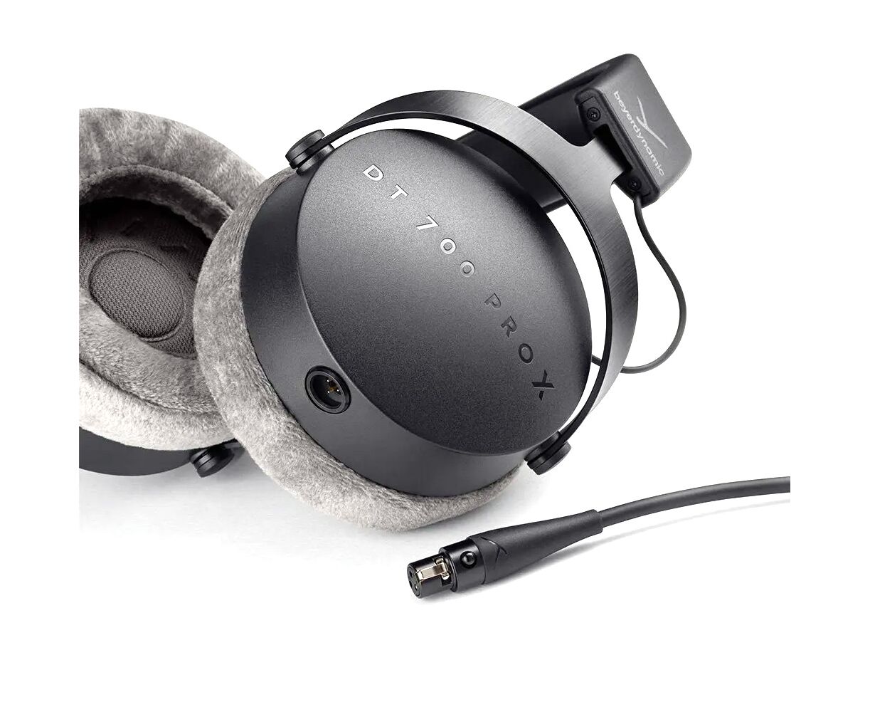 Наушники Beyerdynamic DT 700 Pro X